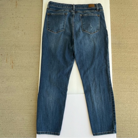 Judy Blue Relaxed Fit Jeans Size 32 - Picture 2 of 9